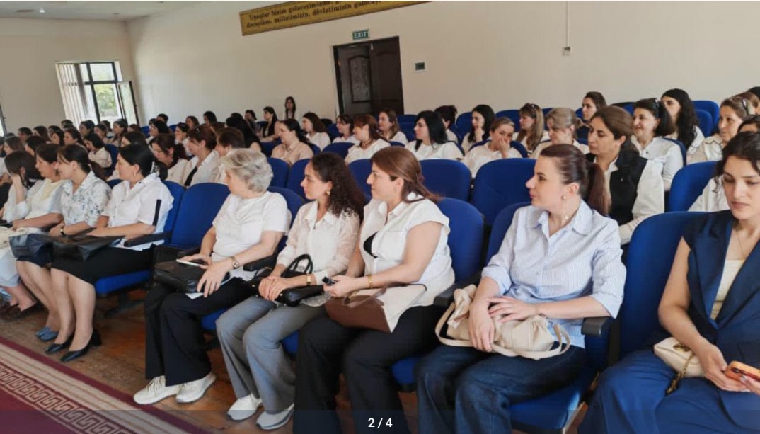 Zaqatalada professor Məsud Əfəndiyevlə görüşə qatılan müəllimlər